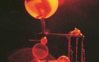 Puppentheater Magdeburg > Novecento, die Legende vom Ozeanpianisten